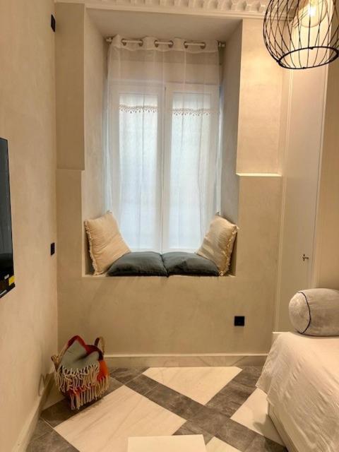 Estudio A Estrenar En Huertas Apartamento Madri
