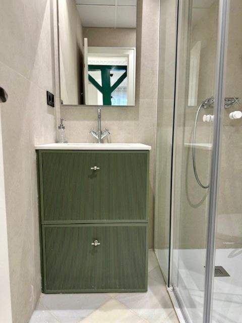 Estudio A Estrenar En Huertas Apartamento *